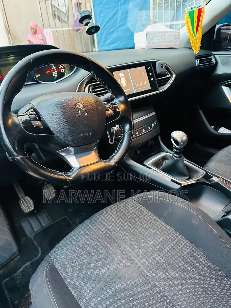 Peugeot 308 2019 Blanc