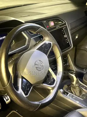 Nouveau Volkswagen Tiguan 2023 Argenté