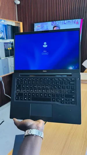 Nouveau Dell Latitude 7400 16GB Intel Core i7 SSD 256GB