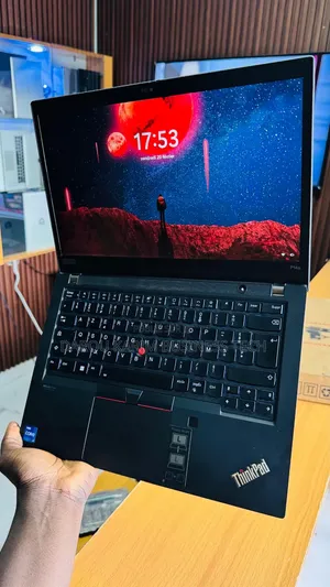 Nouveau Lenovo Thinkpad P14s 32GB Intel Core i7 SSD 512GB