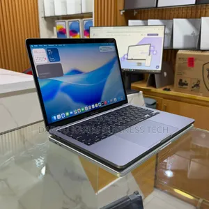 Nouveau Ordinateur portable Apple MacBook Pro 2020 16GB Apple M1 SSD 1T