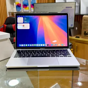 Nouveau Apple MacBook Pro 2022 M2 8GB Apple M2 SSD 256GB