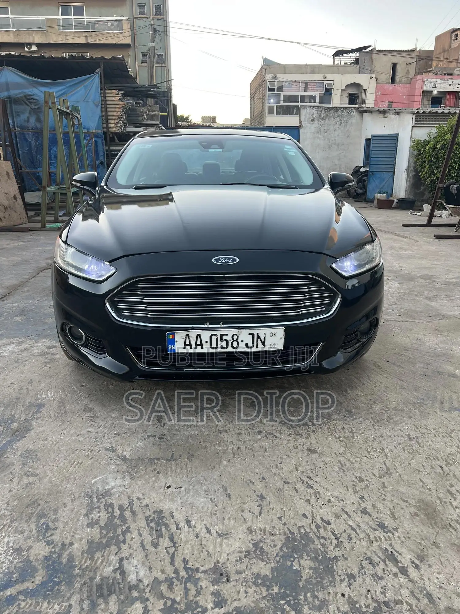 Ford Fusion Titanium 4dr Sedan AWD w/EcoBoost (2.0L 4cyl Turbo 6A) 2014