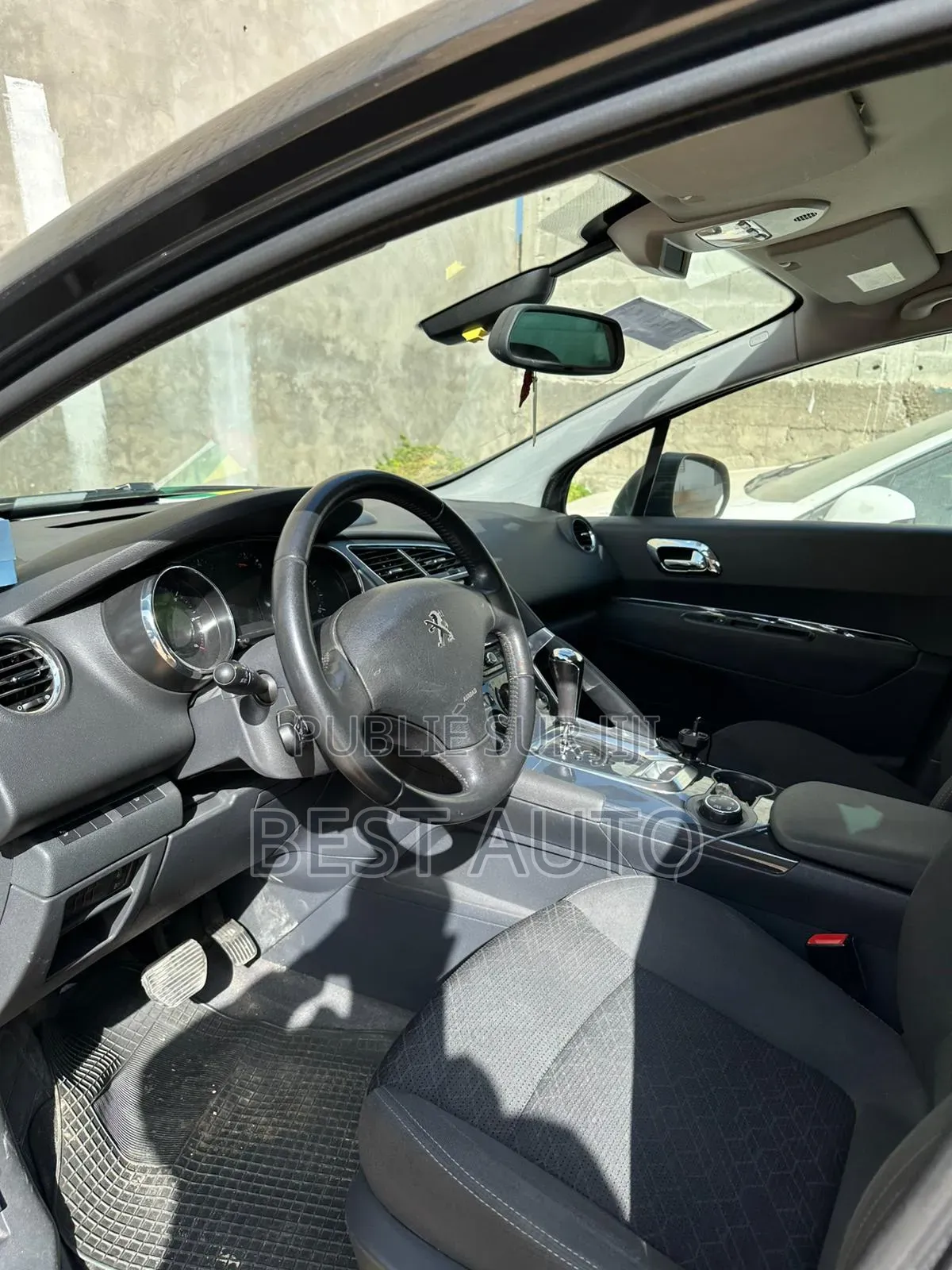 Peugeot 3008 2015 Gris