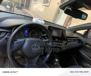 Toyota C-HR 2017 Gris