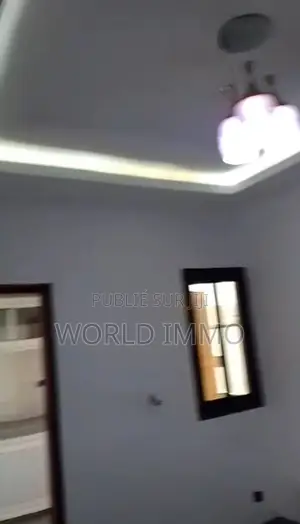 1chbre Studio dans Joli, Almadies à Louer