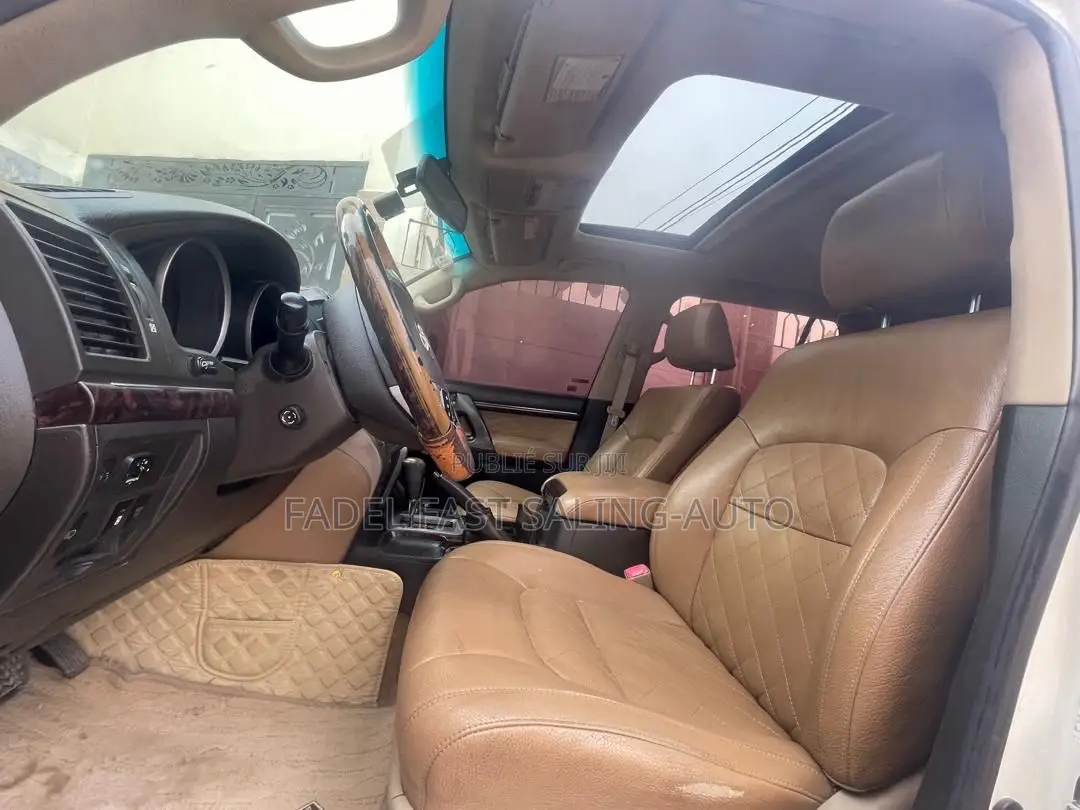 Toyota Land Cruiser Prado 2010 Noir