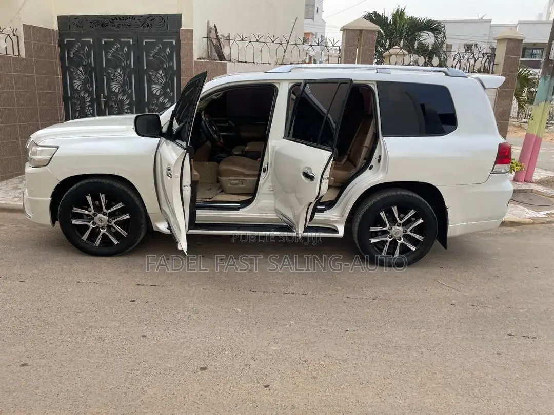 Toyota Land Cruiser Prado 2010 Noir