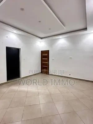 3chbre Appartement dans Vif, Yoff à Louer