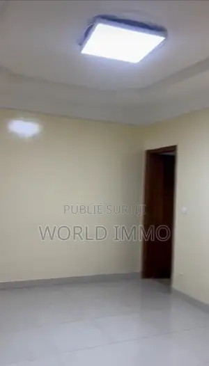 3chbre Appartement dans Lappart, Ngor à Louer