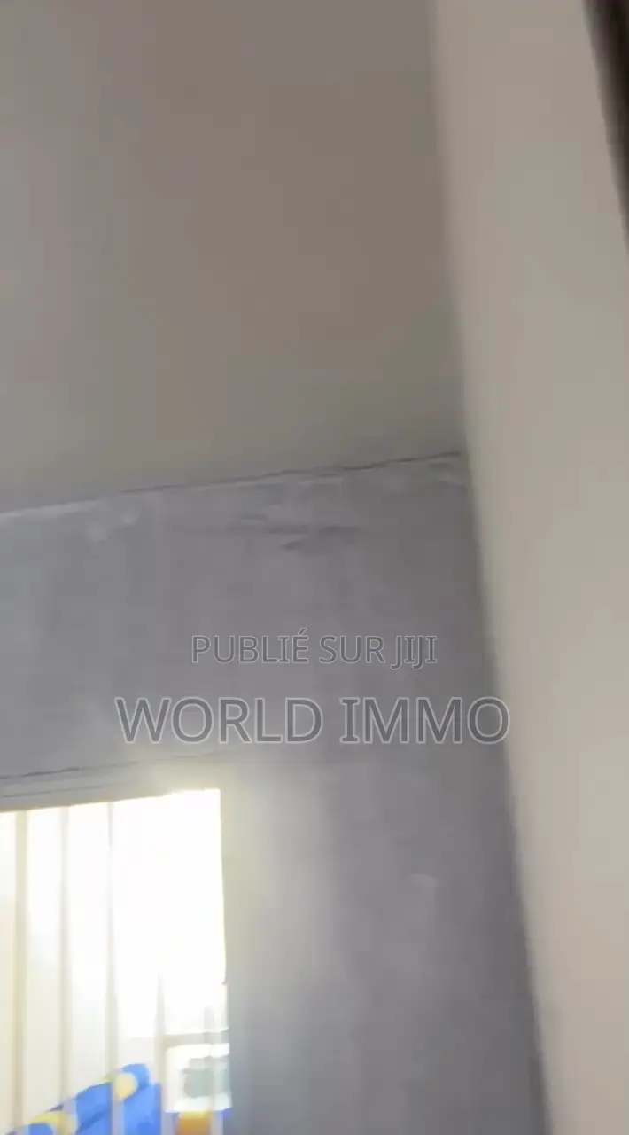 3chbre Villa dans Mili, Yoff à Louer