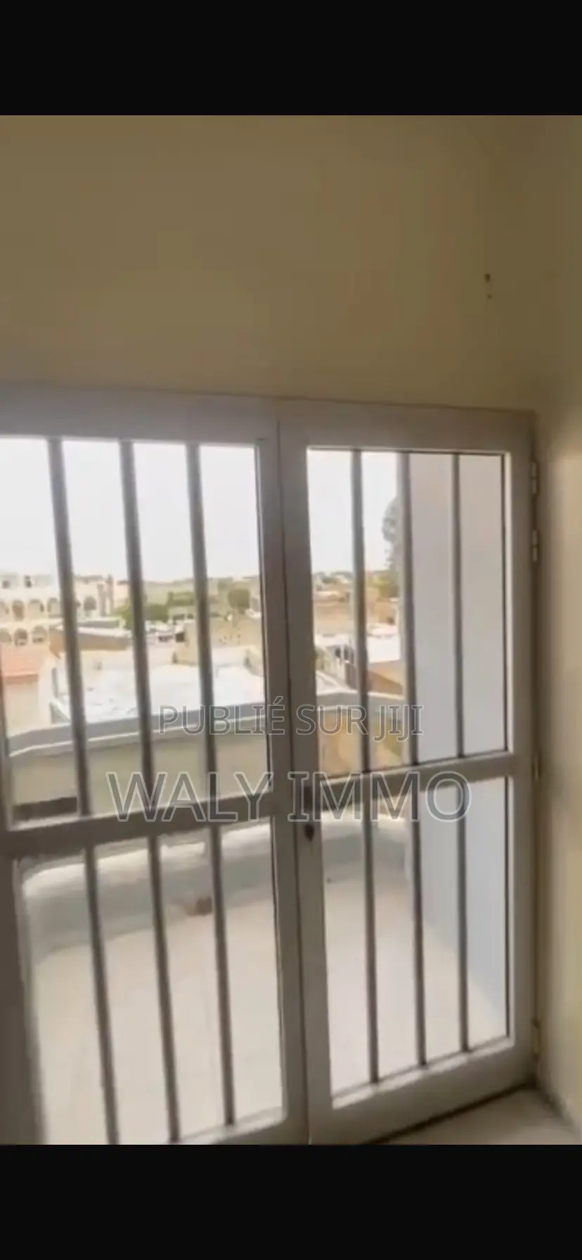 3chbre Appartement dans Appartement, Thiès Sud à Louer