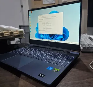 Nouveau Ordinateur portable HP Victus 15 16GB Intel Core i5 SSD 512GB