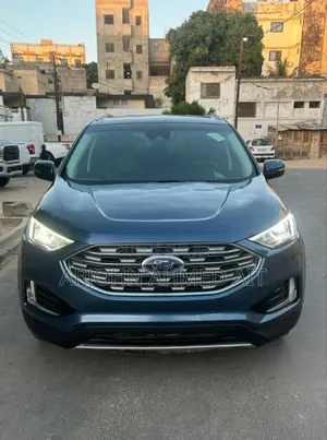 Ford Edge Titanium AWD 2019 Bleu