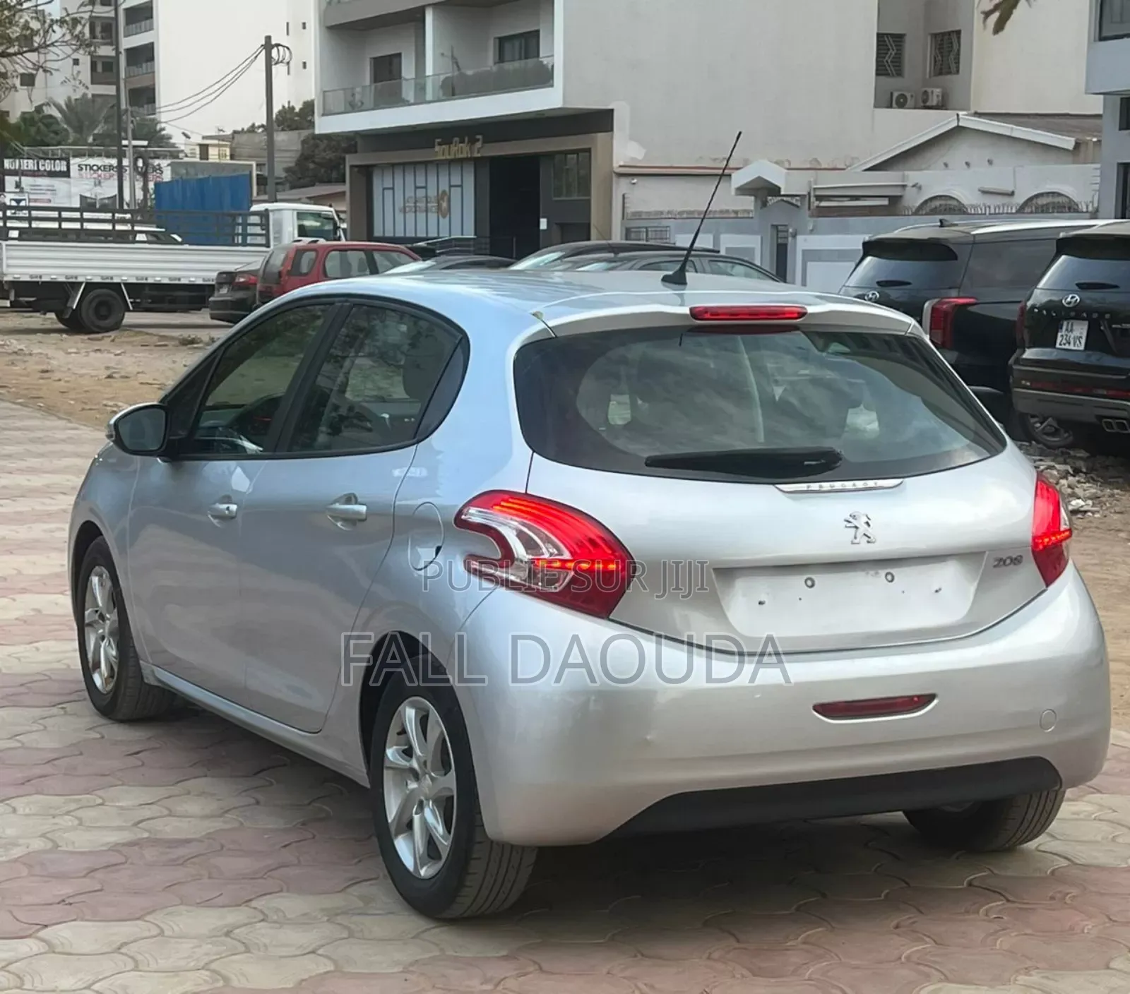 Peugeot 208 2015 Gris