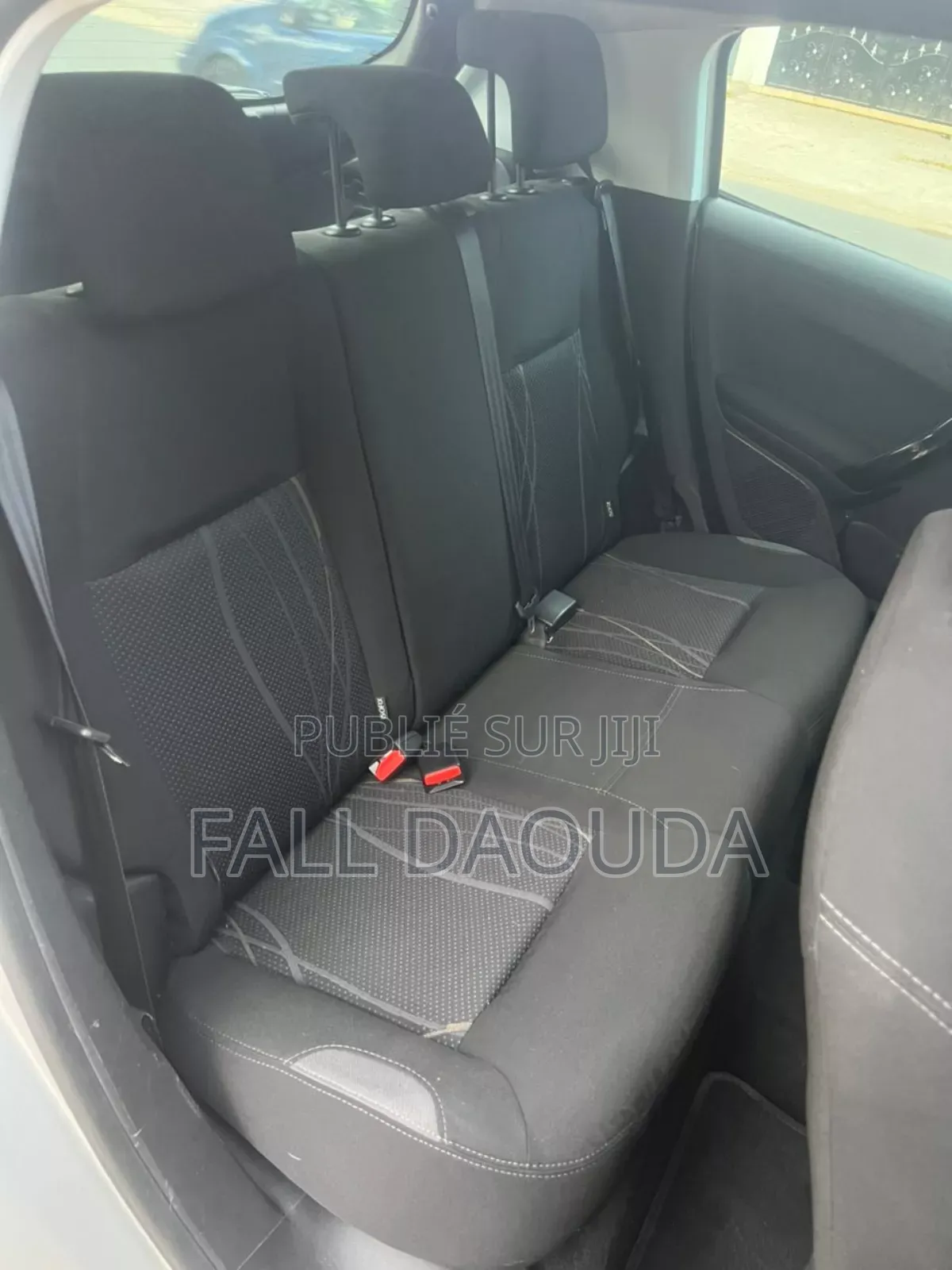 Peugeot 208 2015 Gris