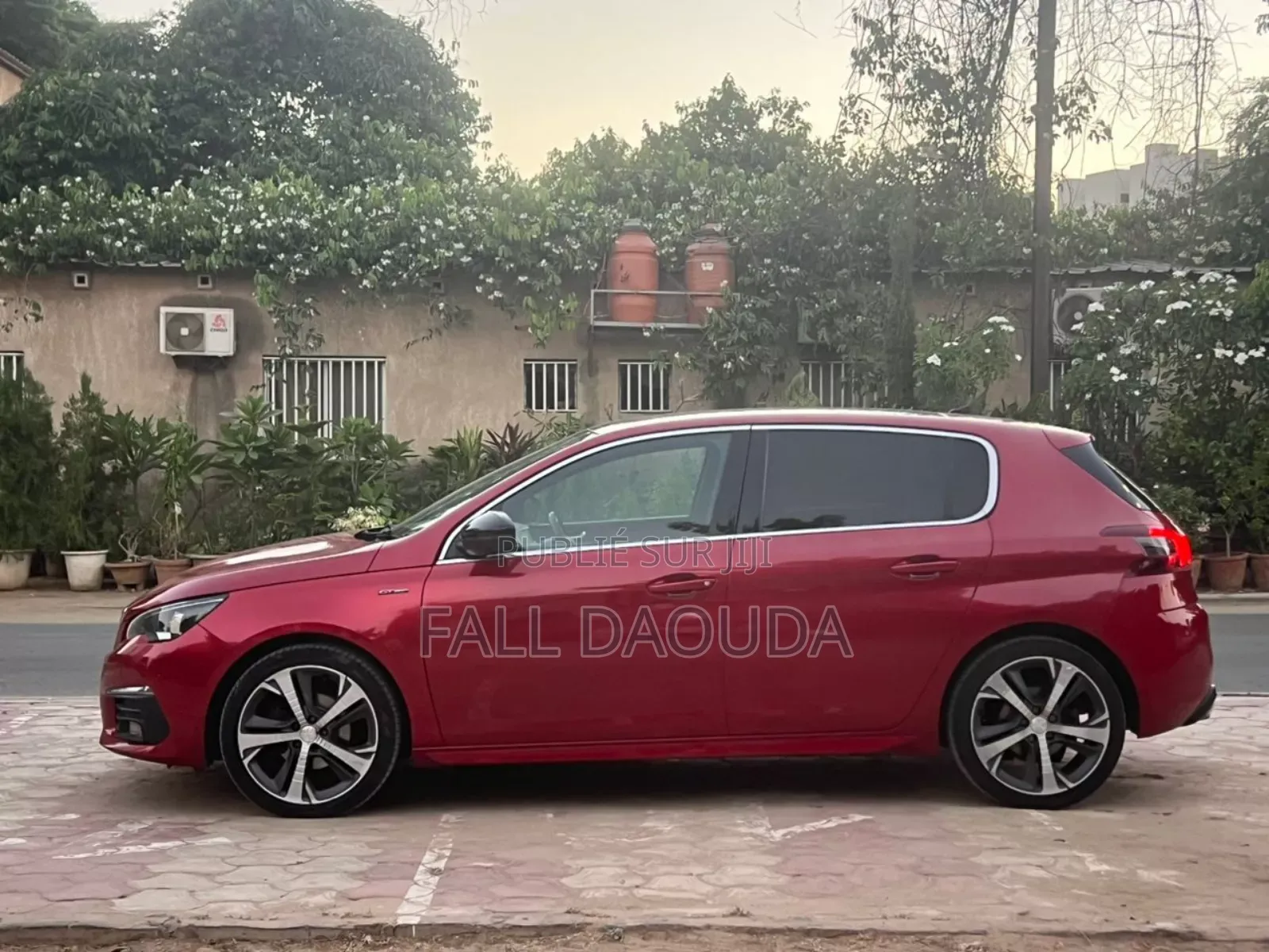 Peugeot 308 2018 Rouge