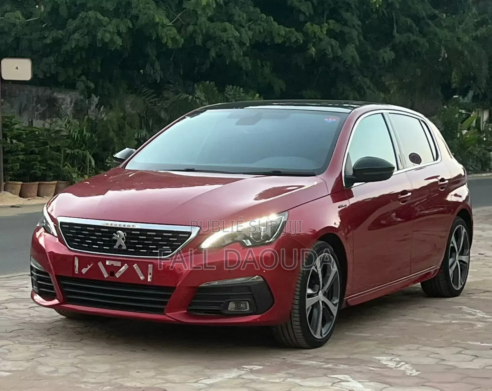 Peugeot 308 2018 Rouge