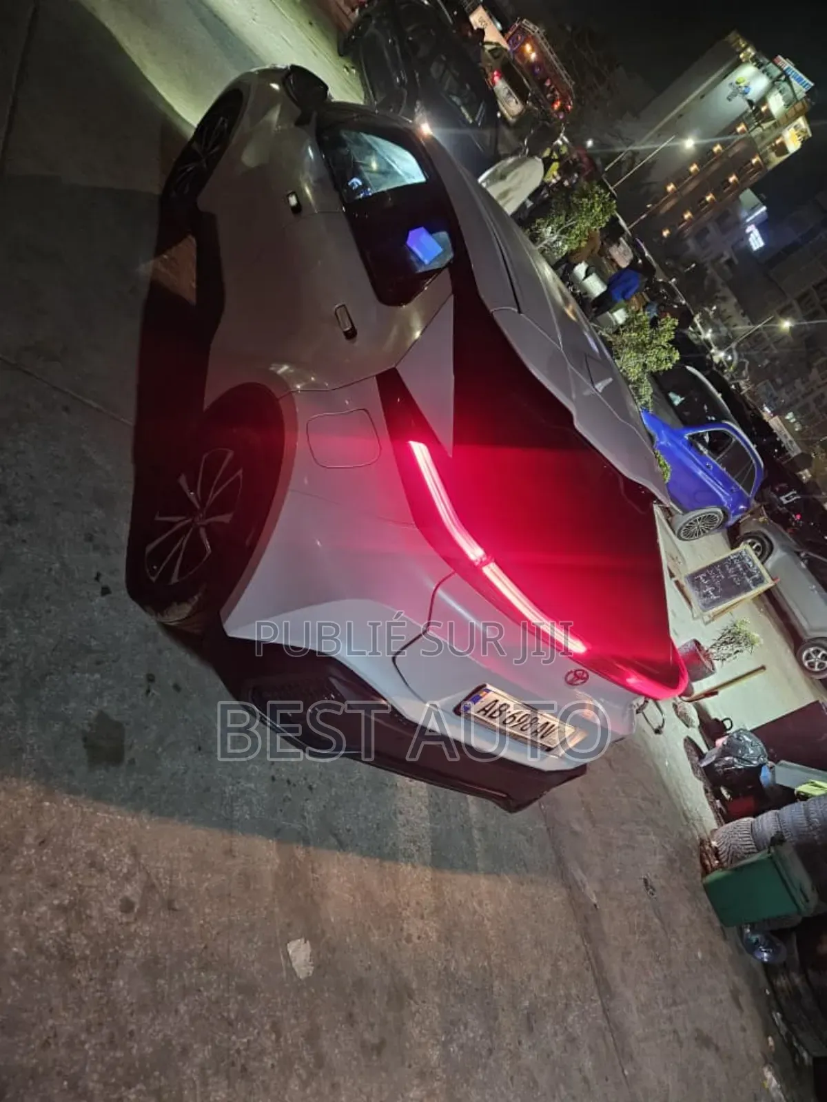 Toyota C-HR 2024 Gris