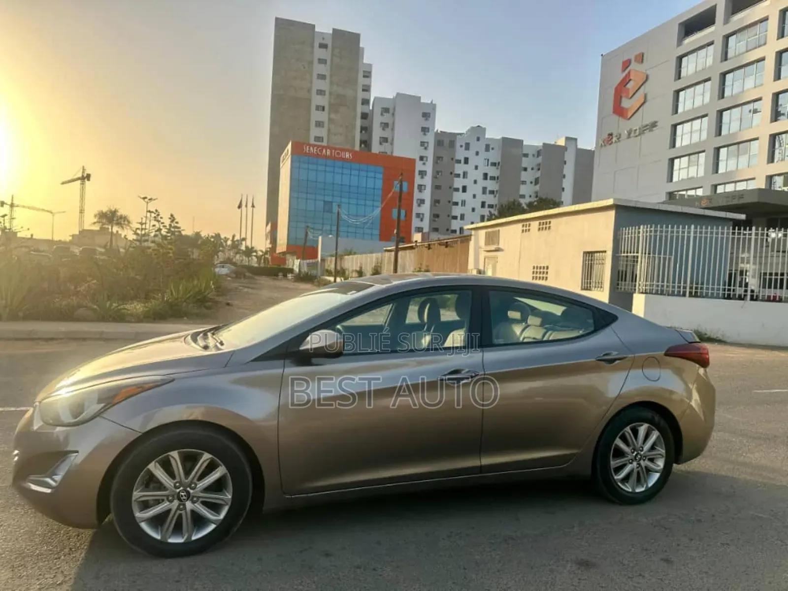 Hyundai Elantra 2016 Beige