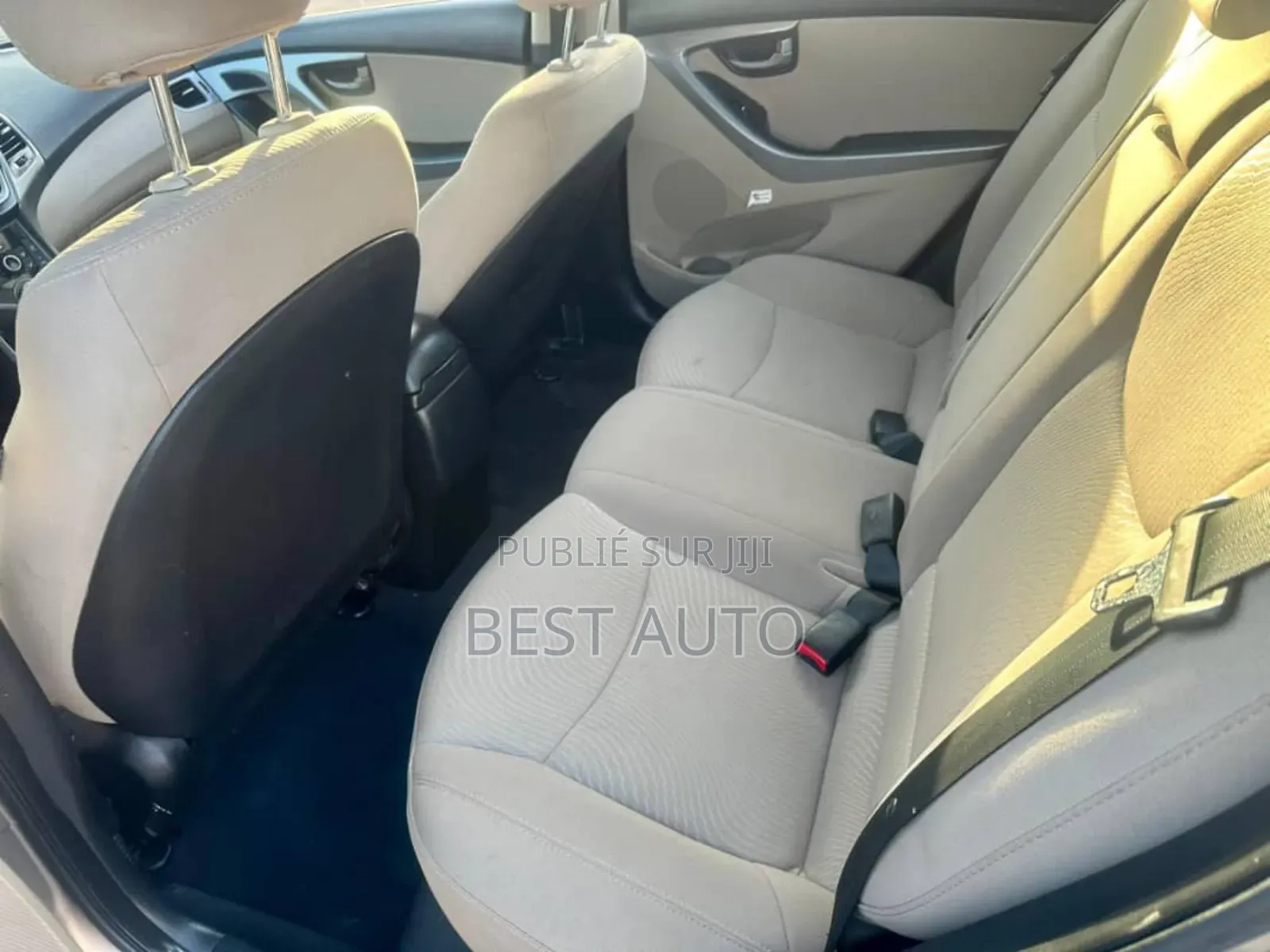 Hyundai Elantra 2016 Beige