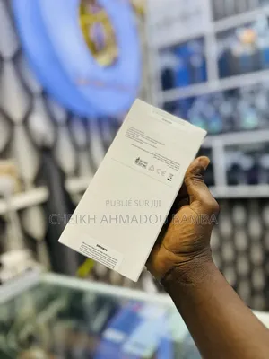 Nouveau Samsung Galaxy A24 128 GB Argenté