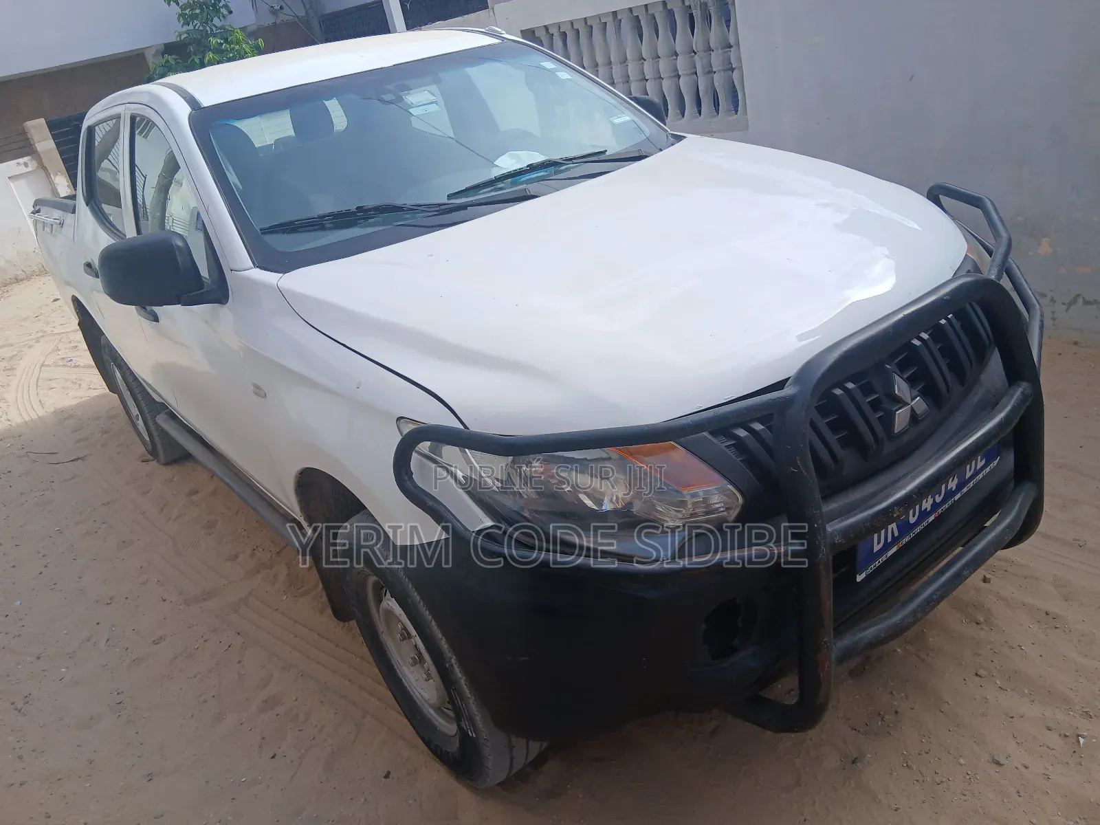 Mitsubishi L200 Double Cab 2.4 181hp 4WD 2017 Blanc