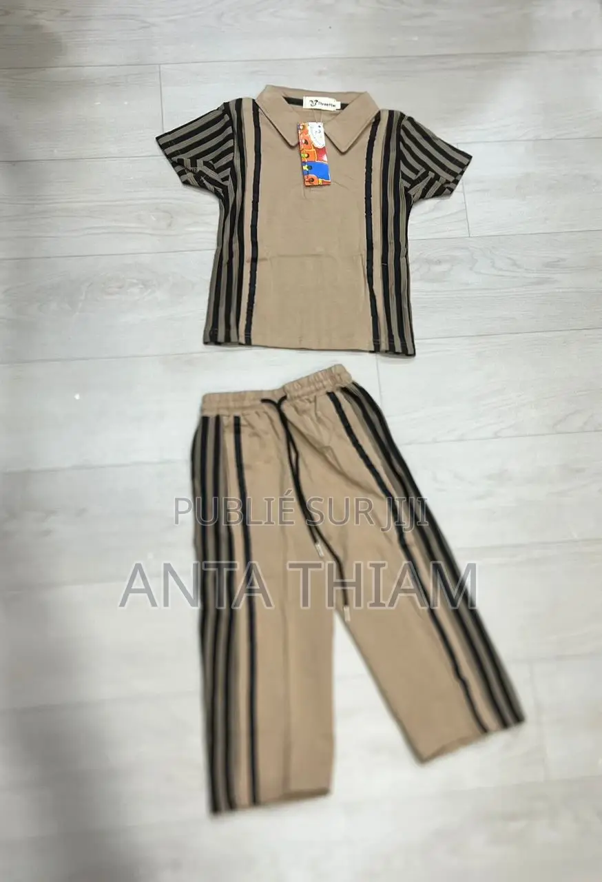 Pantalon Et T-Shirt Coton