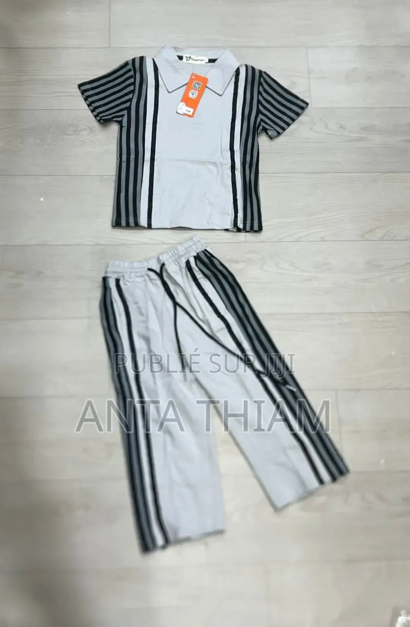 Pantalon Et T-Shirt Coton