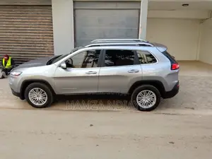Jeep Cherokee 2015 Gris