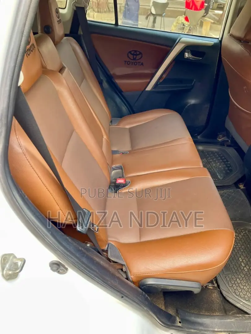 Toyota RAV4 2015 Blanc