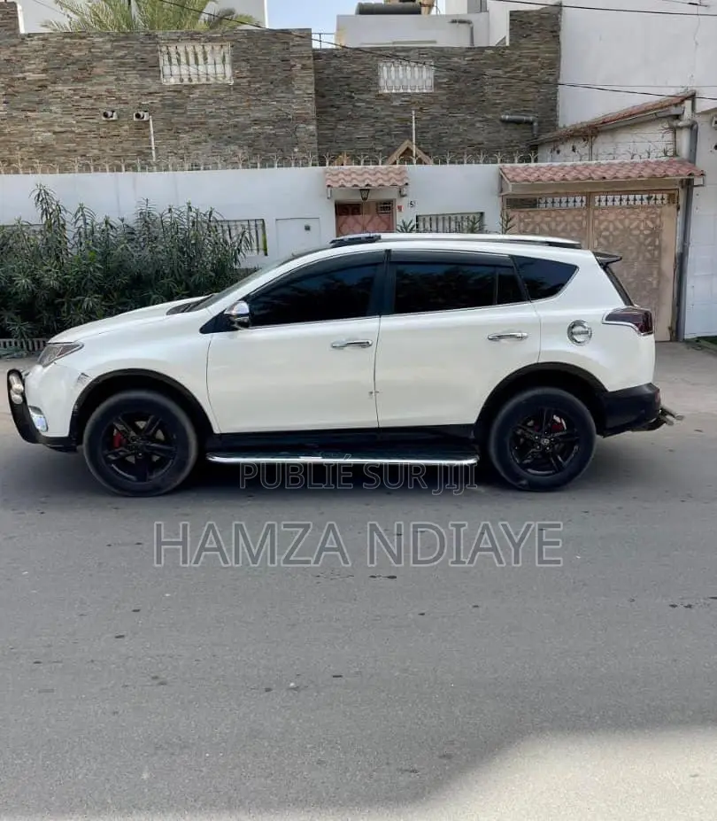 Toyota RAV4 2015 Blanc