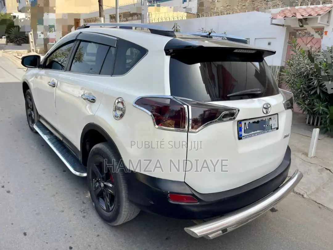 Toyota RAV4 2015 Blanc