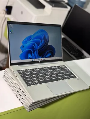 Nouveau Ordinateur portable HP Autre 8GB AMD Ryzen 5 SSD 256GB