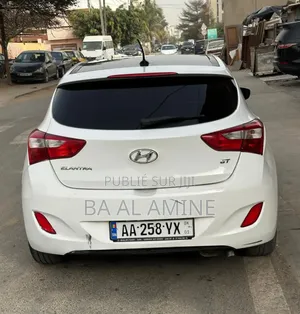 Hyundai Elantra Sport Sedan FWD (2.0L 4cyl 6A) 2016 Blanc