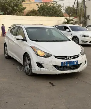 Hyundai Elantra 2013 Blanc