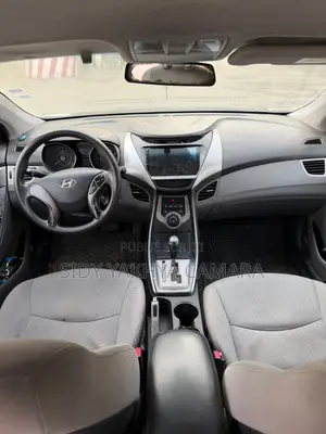 Hyundai Elantra 2013 Blanc