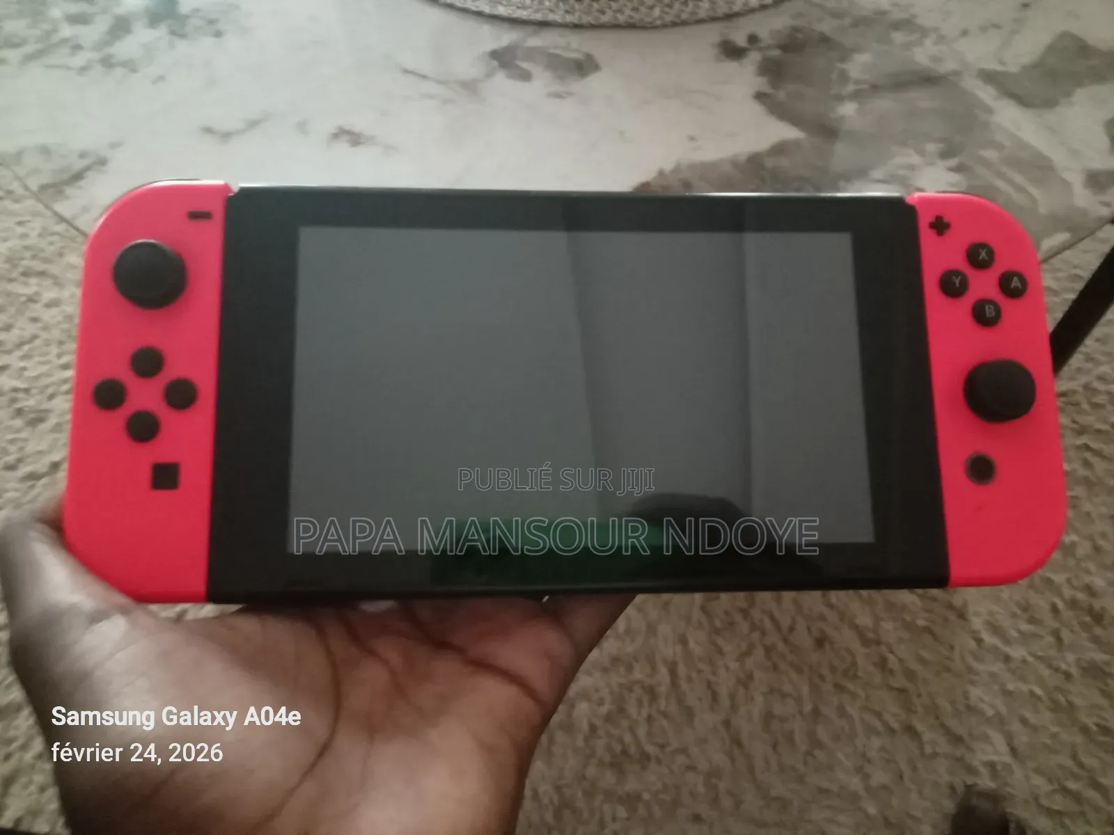 Nintendo Switch Plus 1 Jeux Et Un Sac Offert