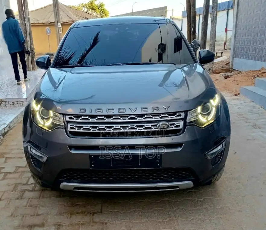 Land Rover Discovery 2017 Gris