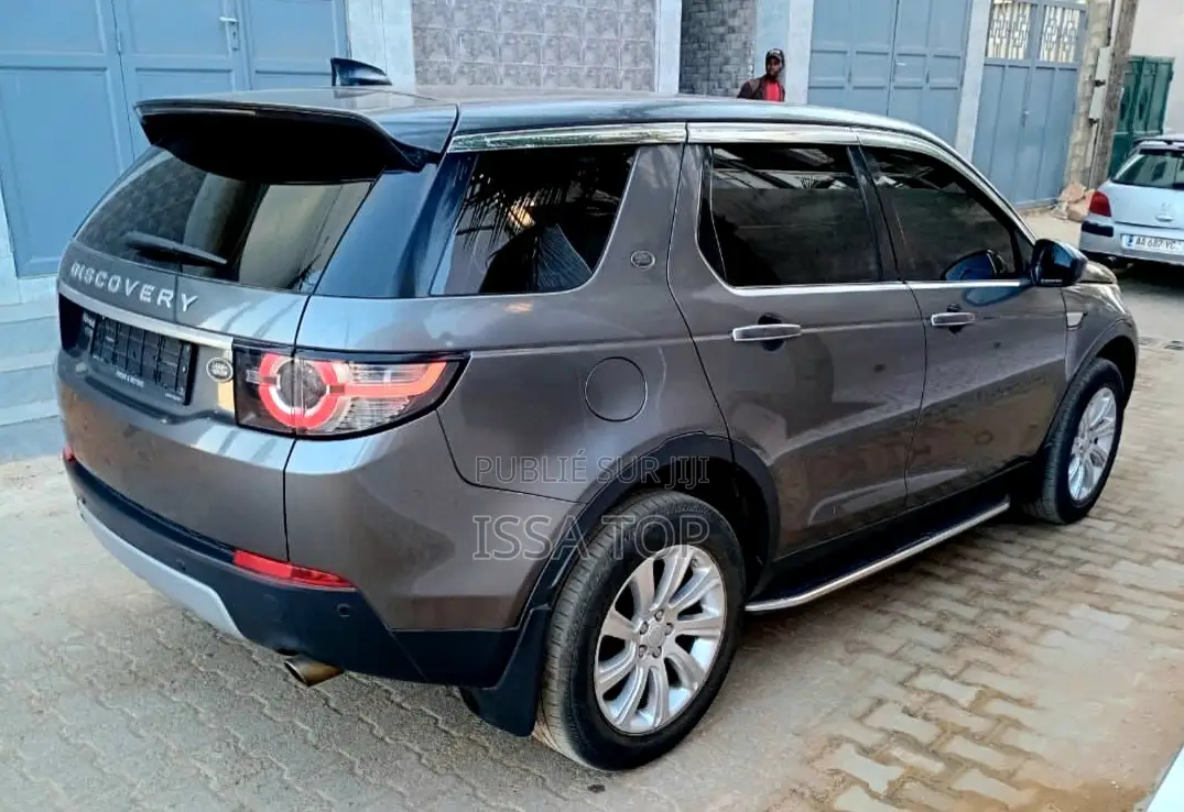 Land Rover Discovery 2017 Gris