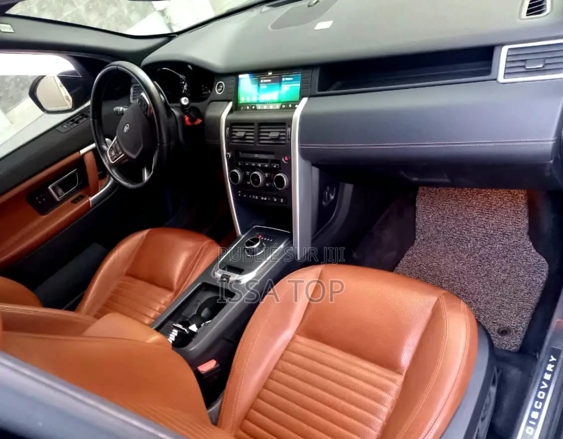 Land Rover Discovery 2017 Gris