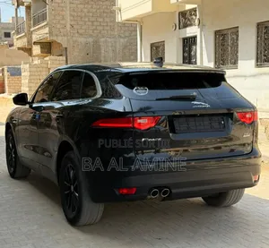 Jaguar F-Pace 20d R-Sport AWD 2018 Noir