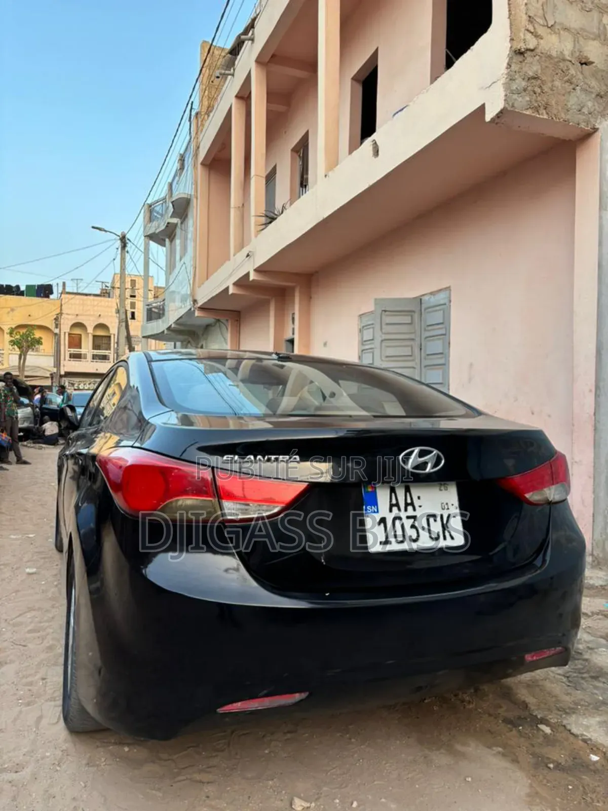 Hyundai Elantra 2013 Noir Mat