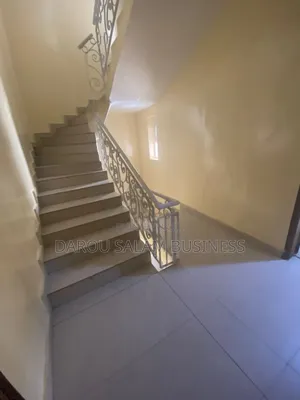 2chbre Appartement dans Ouest Foire, Yoff à Louer