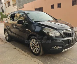 Opel Astra 2017 Noir Mat