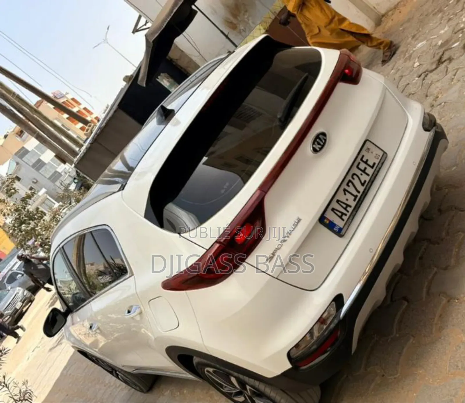 Kia Sportage 2021 Blanc cassé