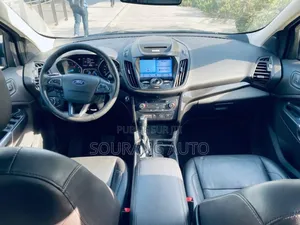 Ford Escape Titanium 4x4 2017 Noir