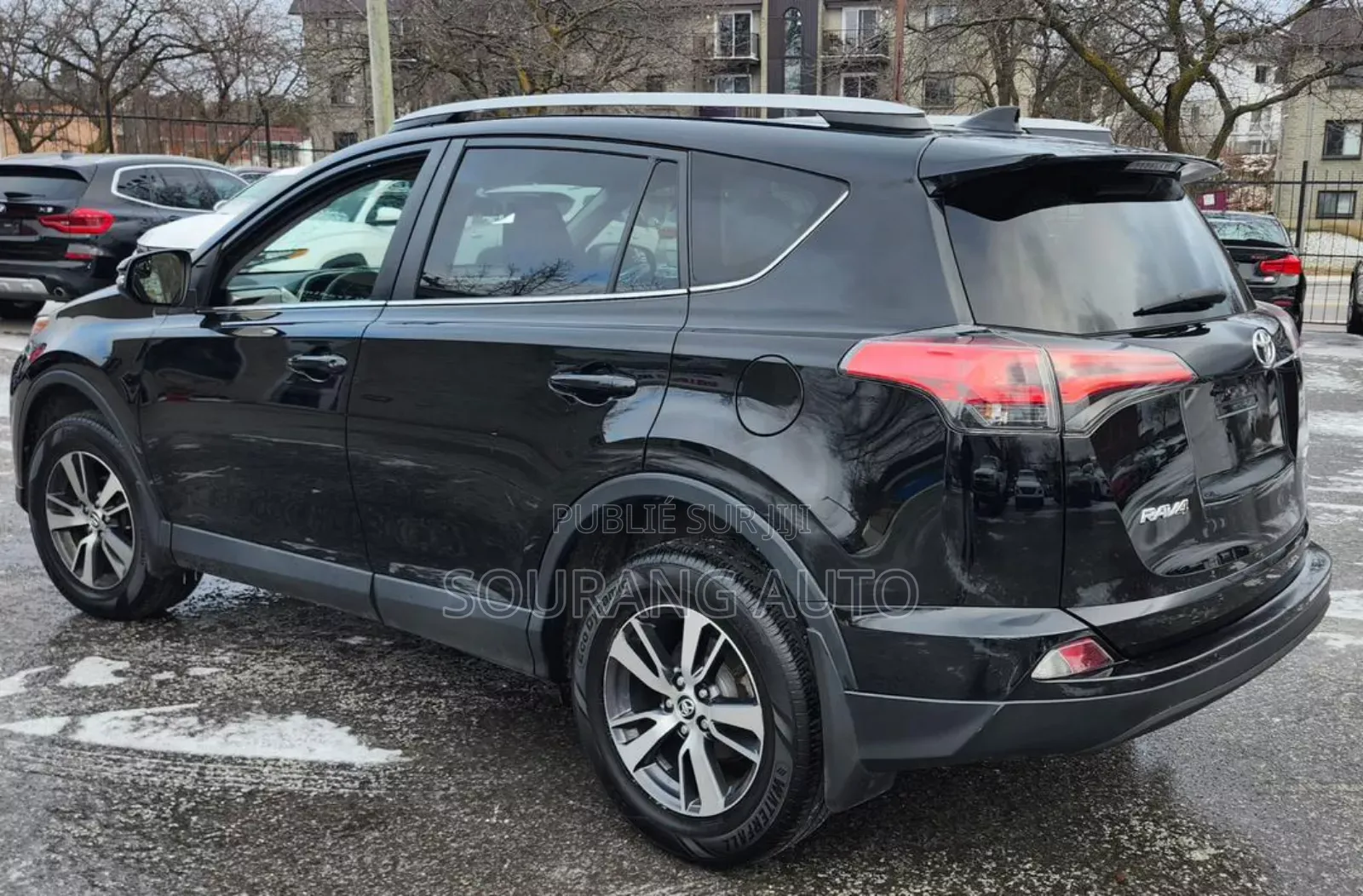 Toyota RAV4 XLE AWD 2023 Noir