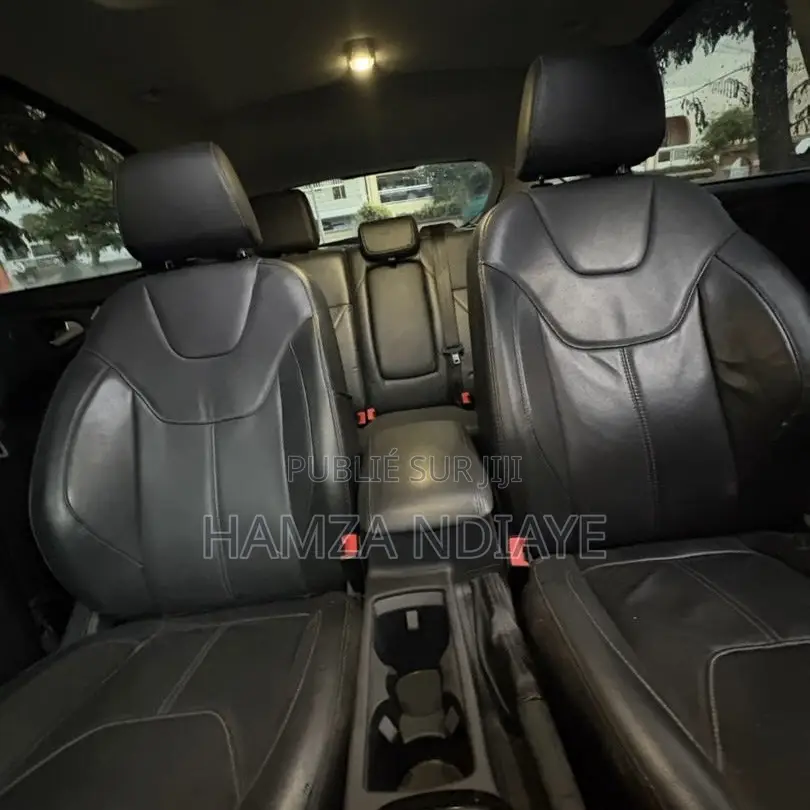 Ford Focus 2018 Bleu