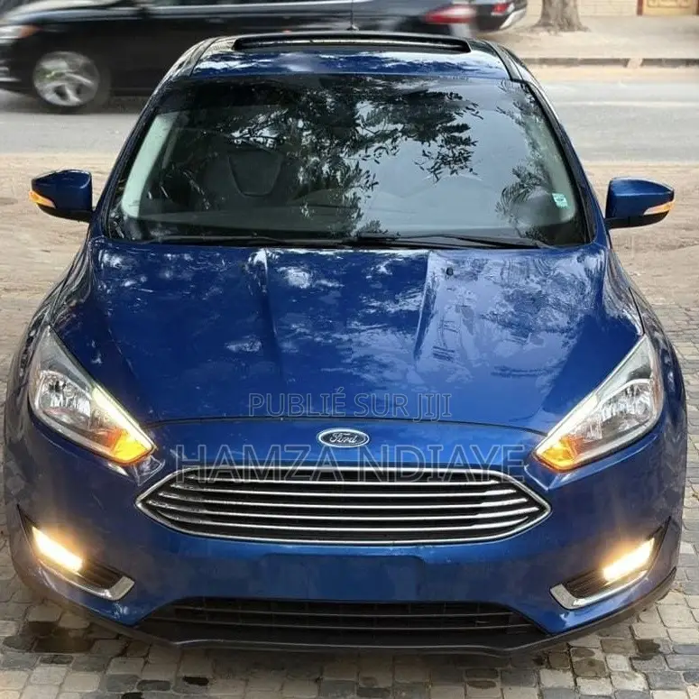 Ford Focus 2018 Bleu